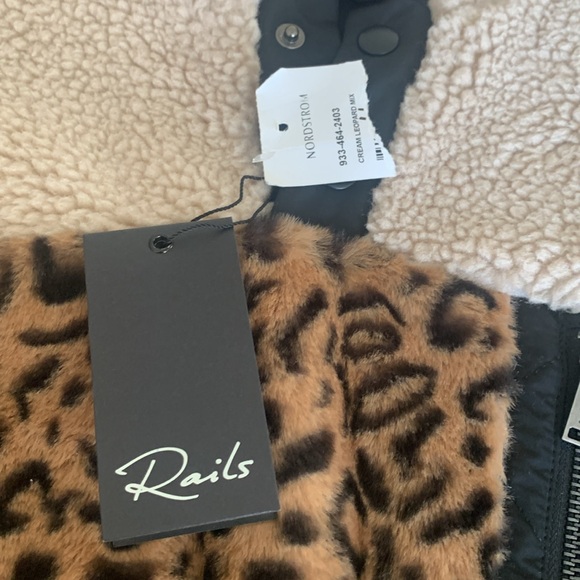 Rail Cream leopard mix Sherpa and Faux fur jacket - Picture 5 of 7